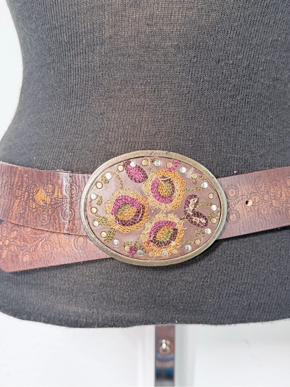 Vintage Fossil Brown Embroidered Leather Belt Boho Floral